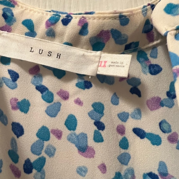 Size 1x top perfect for work - Picture 4 of 5